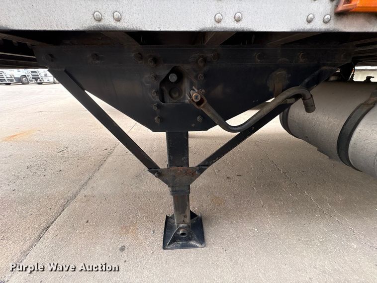 image for item FG2818 2001 Great Dane 701 TZ-1A refrigerated van trailer