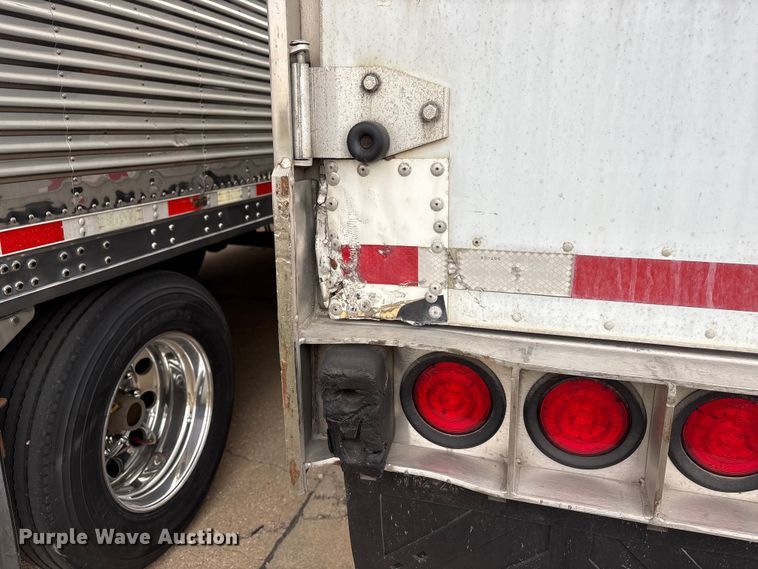 image for item FG2818 2001 Great Dane 701 TZ-1A refrigerated van trailer