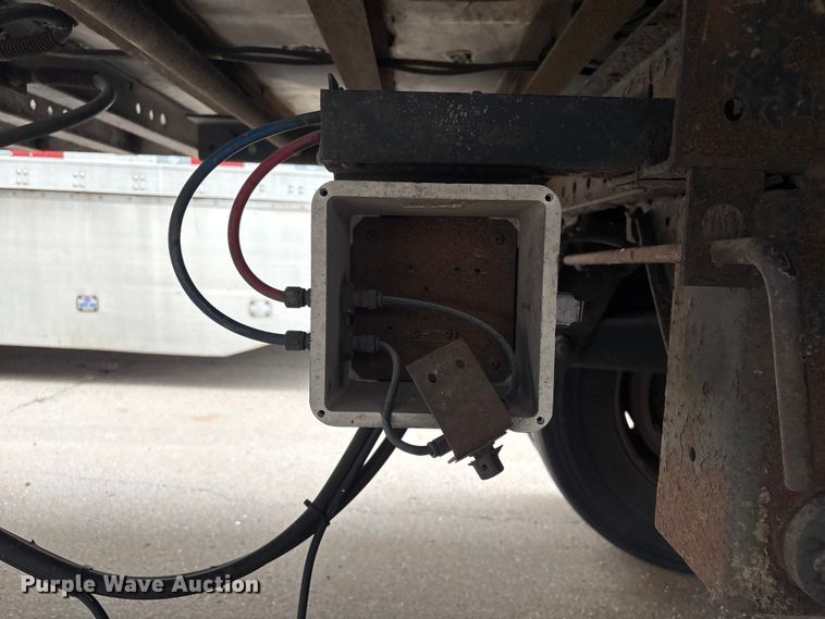 image for item FG2818 2001 Great Dane 701 TZ-1A refrigerated van trailer