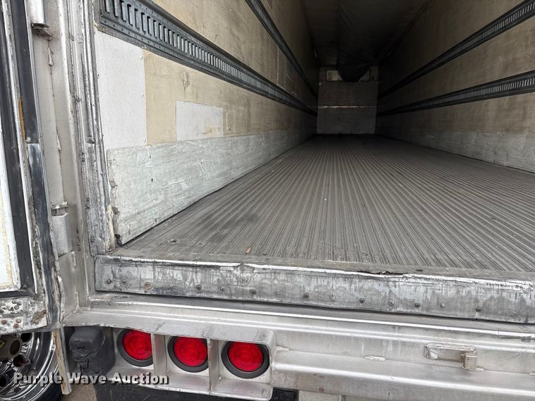 image for item FG2818 2001 Great Dane 701 TZ-1A refrigerated van trailer