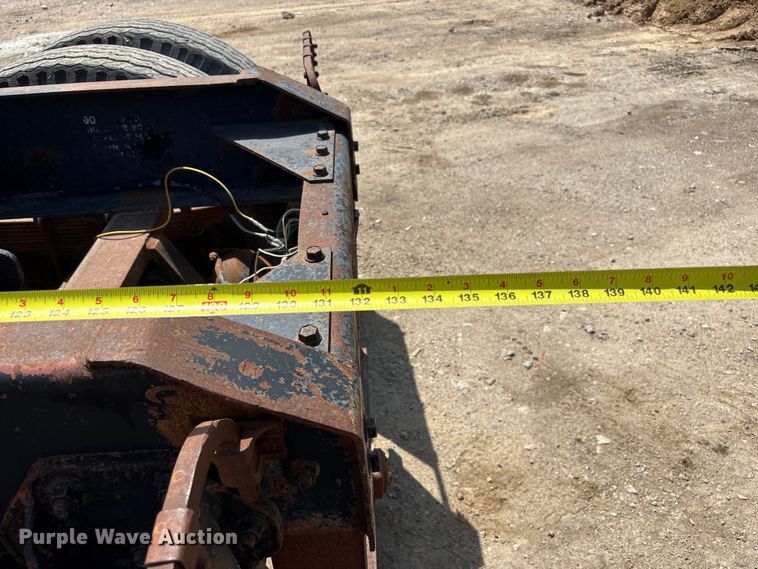 image for item FG2962 1979 International Harvester F-2275 semi truck