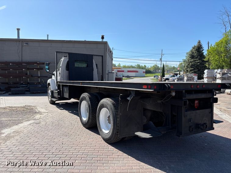 image for item FH7064 2003 Chevrolet C8500 flatbed truck