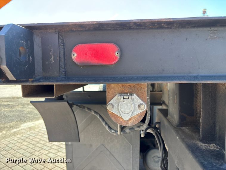 image for item FH7064 2003 Chevrolet C8500 flatbed truck