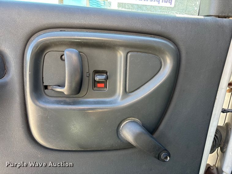 image for item FH7064 2003 Chevrolet C8500 flatbed truck