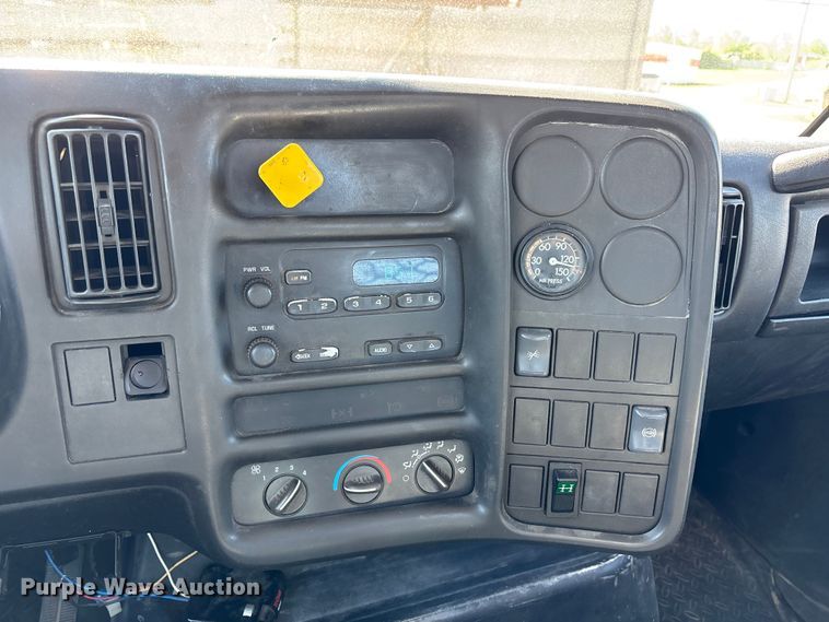 image for item FH7064 2003 Chevrolet C8500 flatbed truck