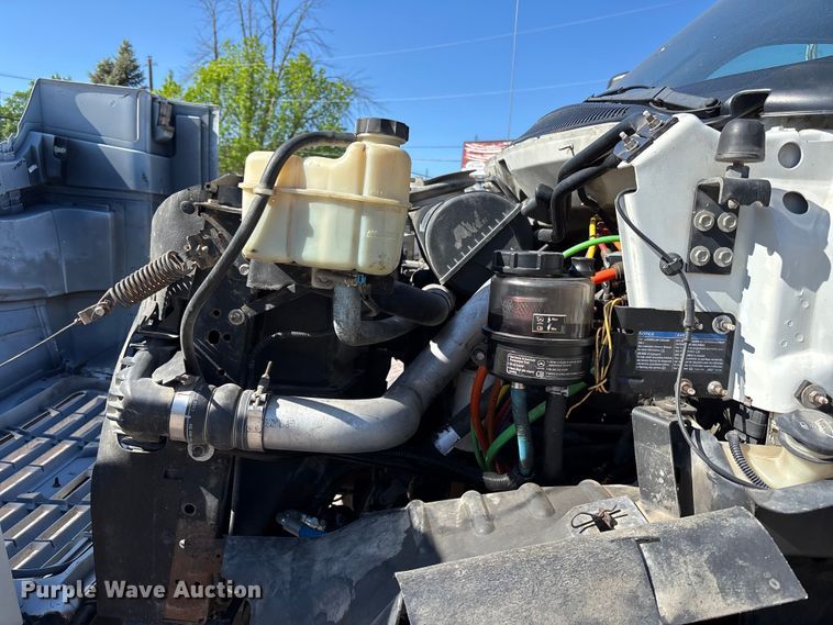 image for item FH7064 2003 Chevrolet C8500 flatbed truck