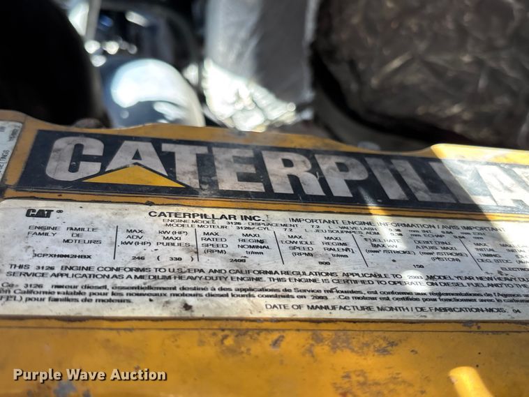 image for item FH7064 2003 Chevrolet C8500 flatbed truck