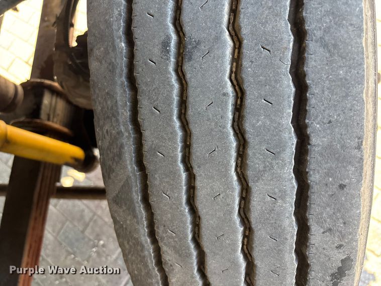 image for item FH7064 2003 Chevrolet C8500 flatbed truck