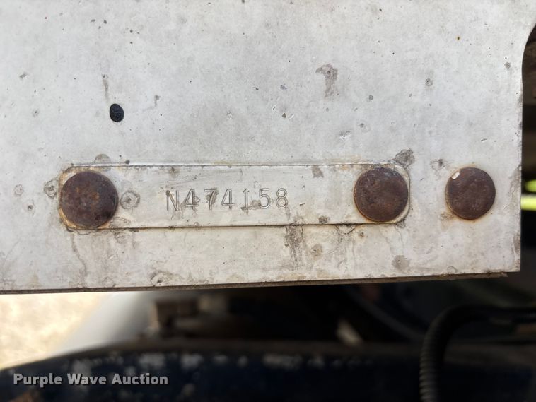 image for item FH7110 2000 Peterbilt 378 semi truck