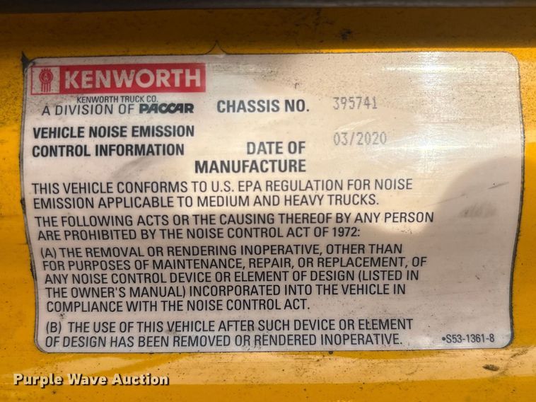 image for item FI0165 2021 Kenworth T680 semi truck