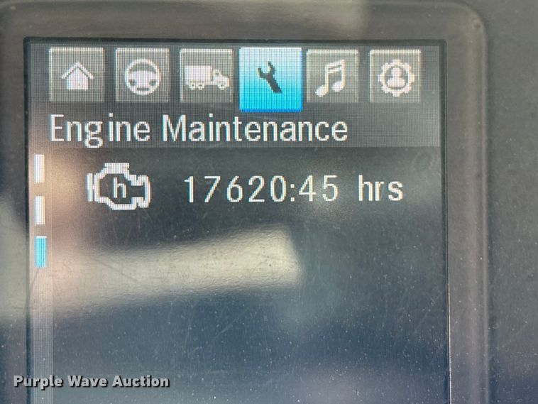 image for item FK1396 2019 Freightliner Cascadia semi truck