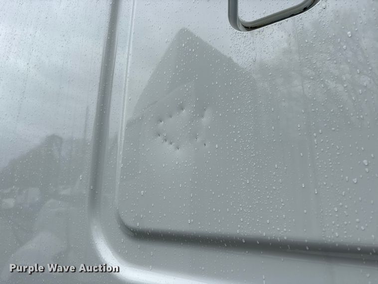 image for item FK1397 2019 Freightliner Cascadia semi truck