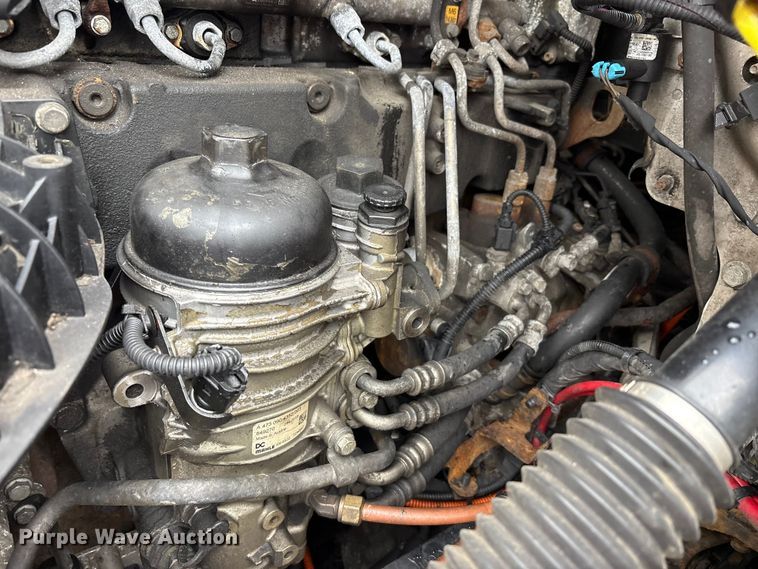 image for item FK1397 2019 Freightliner Cascadia semi truck