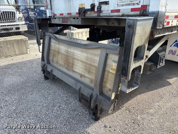 image for item FK1413 2021 Freightliner Business Class M2 box truck