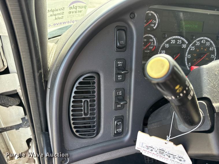 image for item FK1413 2021 Freightliner Business Class M2 box truck