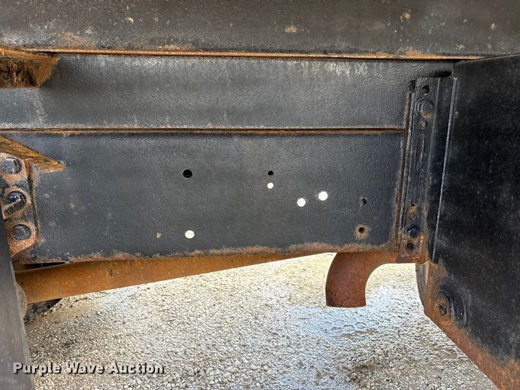 image for item FK1417 2004 International 4300 dump truck