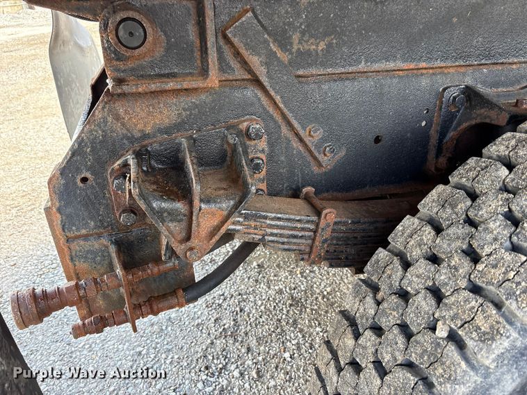 image for item FK1417 2004 International 4300 dump truck