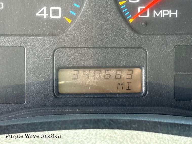 image for item FK1417 2004 International 4300 dump truck