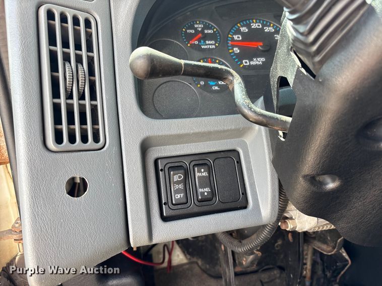 image for item FK1417 2004 International 4300 dump truck