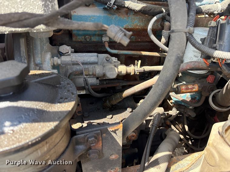 image for item FK1417 2004 International 4300 dump truck