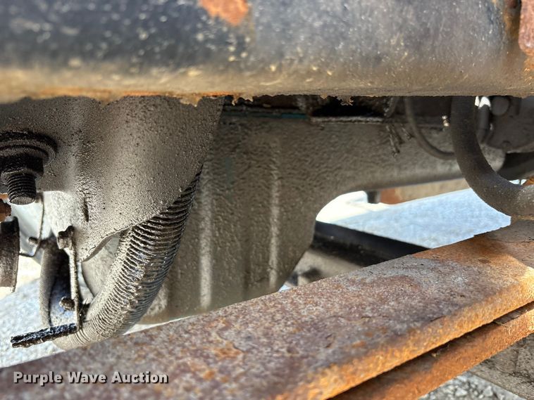 image for item FK1417 2004 International 4300 dump truck