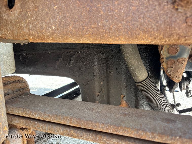 image for item FK1417 2004 International 4300 dump truck