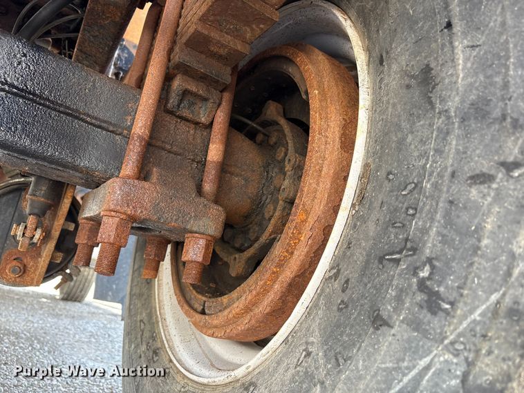 image for item FK1417 2004 International 4300 dump truck