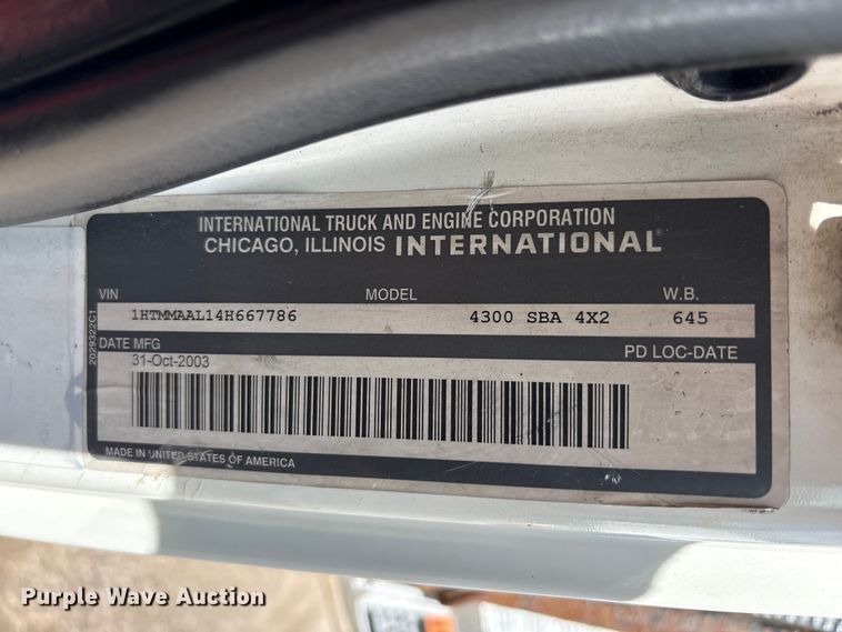 image for item FK1417 2004 International 4300 dump truck