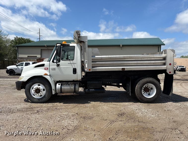 image for item FK1418 2004 International 4300 dump truck