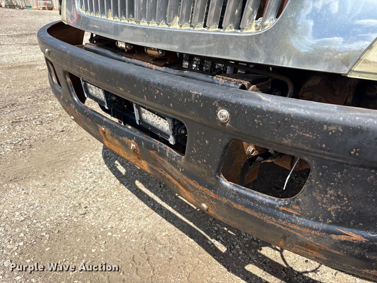 image for item FK1418 2004 International 4300 dump truck