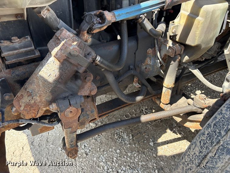 image for item FK1418 2004 International 4300 dump truck