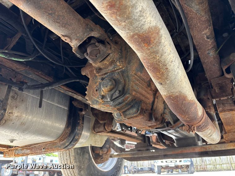 image for item FK1418 2004 International 4300 dump truck