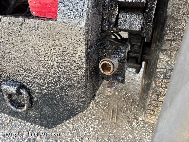image for item FK1418 2004 International 4300 dump truck