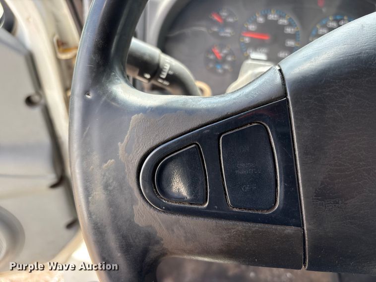 image for item FK1418 2004 International 4300 dump truck