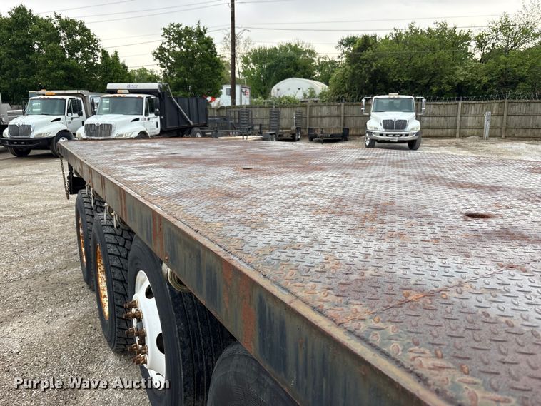 image for item FK1419 1994 Kenworth T800 flatbed truck