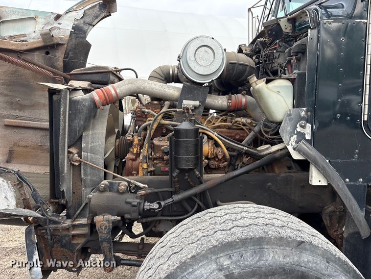 image for item FK1419 1994 Kenworth T800 flatbed truck