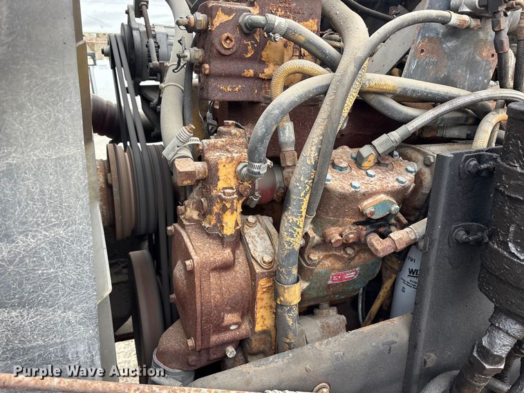 image for item FK1419 1994 Kenworth T800 flatbed truck
