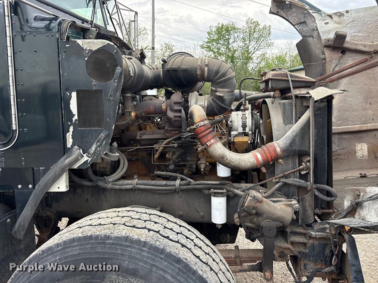 image for item FK1419 1994 Kenworth T800 flatbed truck