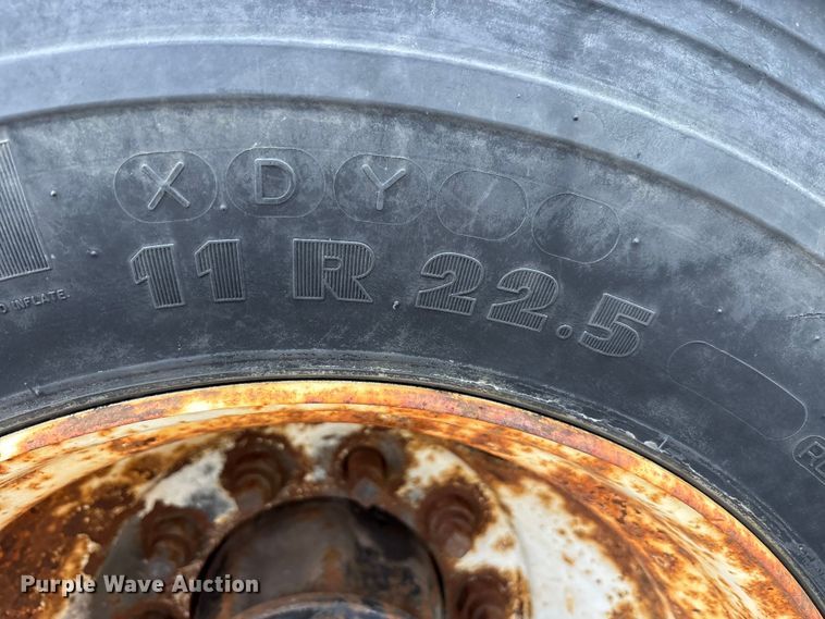 image for item FK1419 1994 Kenworth T800 flatbed truck