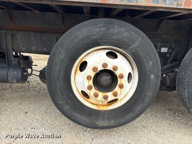 image for item FK1419 1994 Kenworth T800 flatbed truck