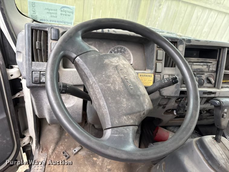 image for item FK1420 2016 Isuzu NQR street sweeper truck