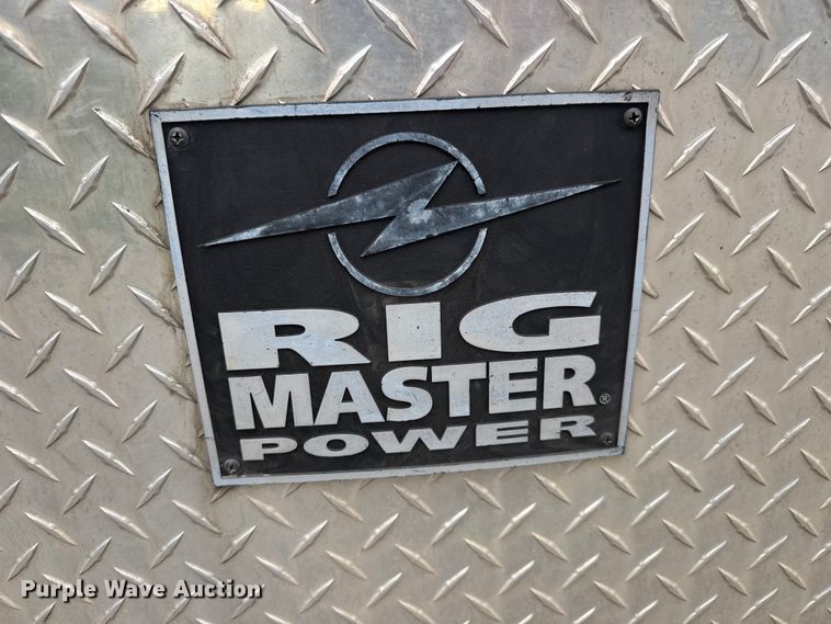 image for item MX9094 2019 Peterbilt 579 semi truck