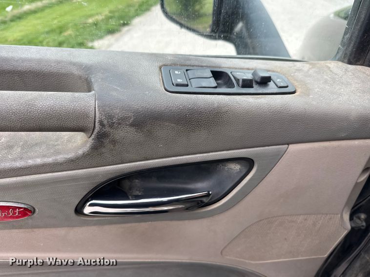 image for item MX9094 2019 Peterbilt 579 semi truck