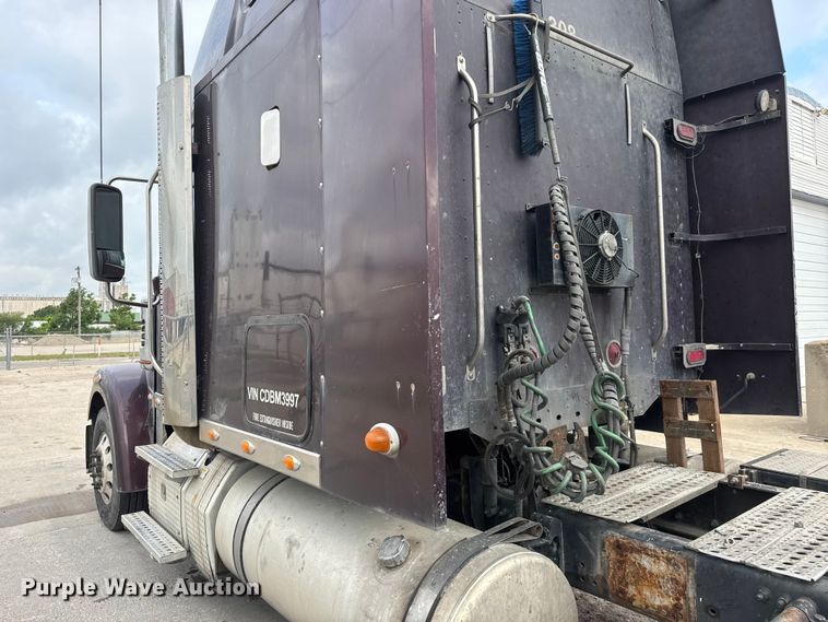 image for item MX9105 2012 Freightliner Coronado 122 semi truck