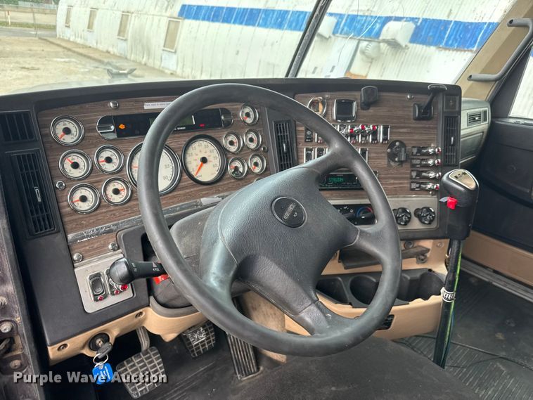image for item MX9105 2012 Freightliner Coronado 122 semi truck
