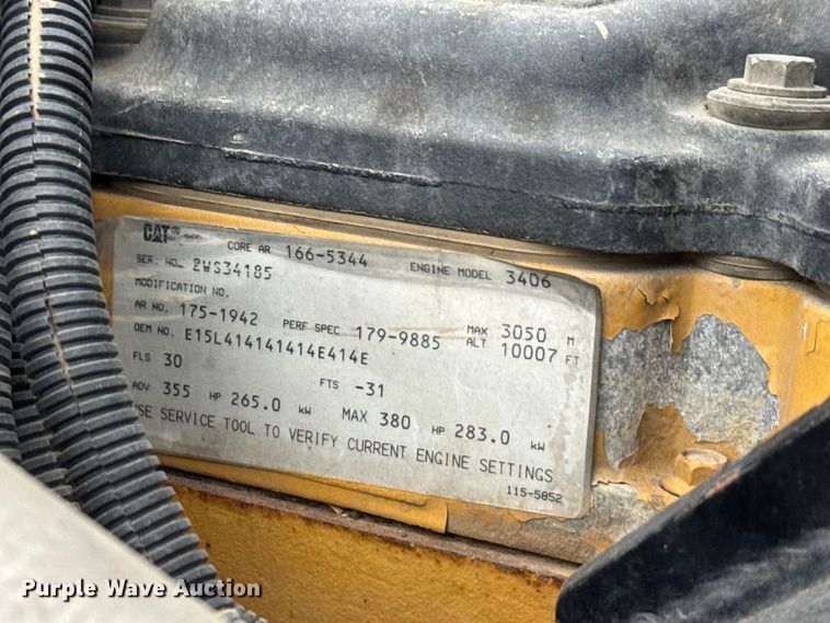 image for item MX9228 2000 Kenworth T800 semi truck