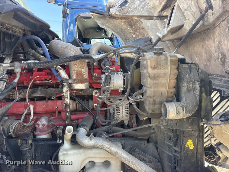 image for item YA0368 2016 International ProStar 122 semi truck