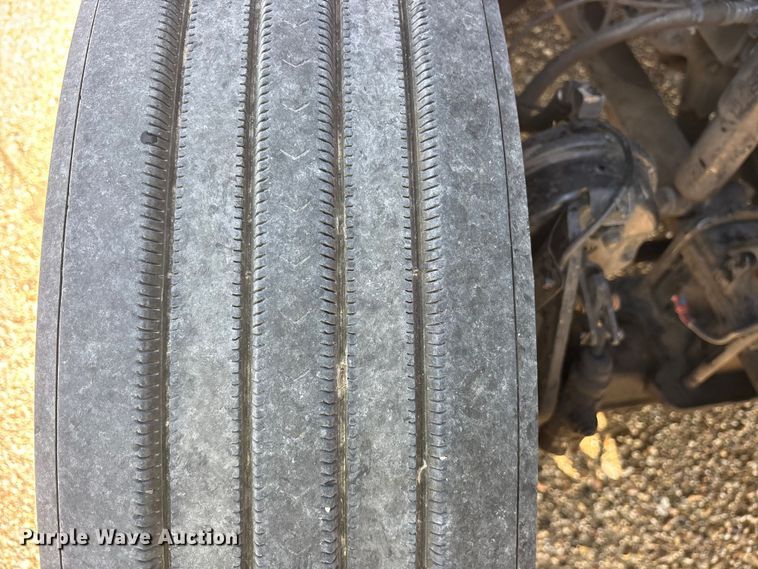 image for item YA0368 2016 International ProStar 122 semi truck