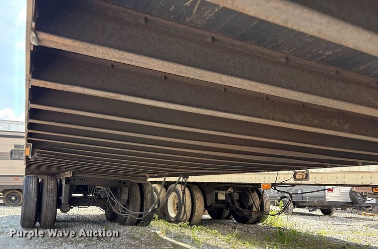 image for item YA0703 2010 Hyundai  Translead  dry van trailer