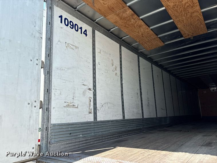 image for item YA0703 2010 Hyundai  Translead  dry van trailer